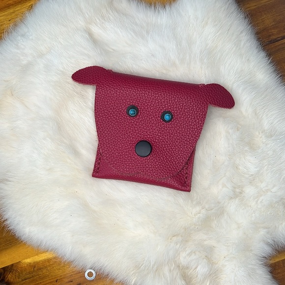 Handmade Leather puppy wallet - Picture 5 of 5